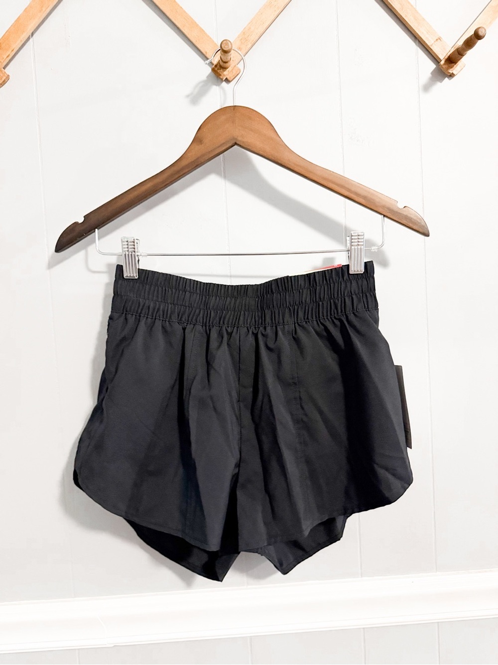 NWT All In Motion Mid Rise Run Shorts